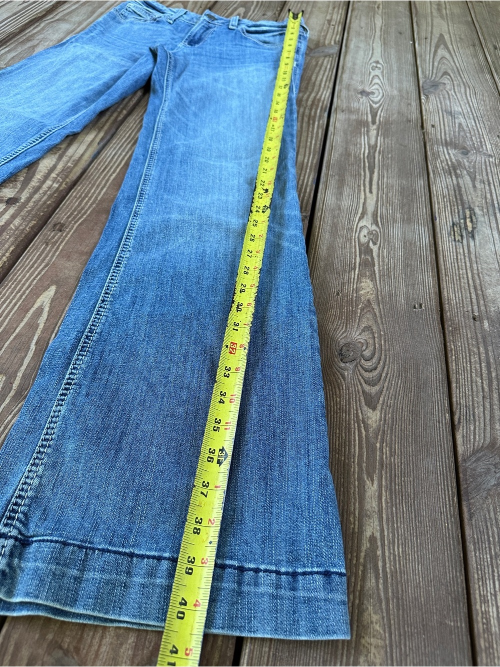 Ariat Women’s Trouser Jeans 27R Light Wash Wide Leg Western Denim - Picture 3 of 10